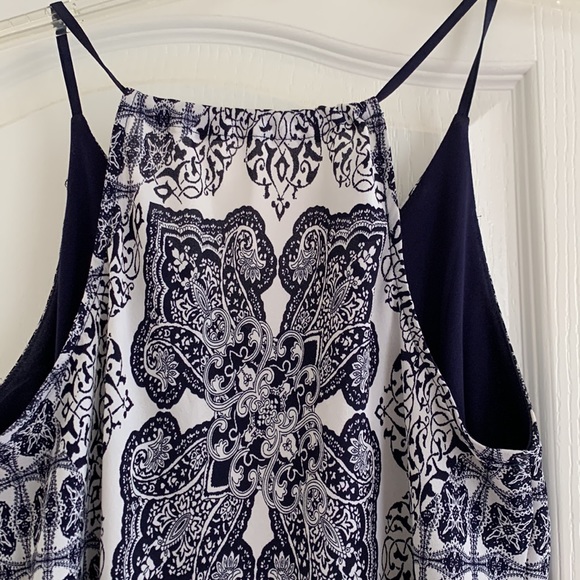 Hanker chief  halter top - Picture 4 of 5